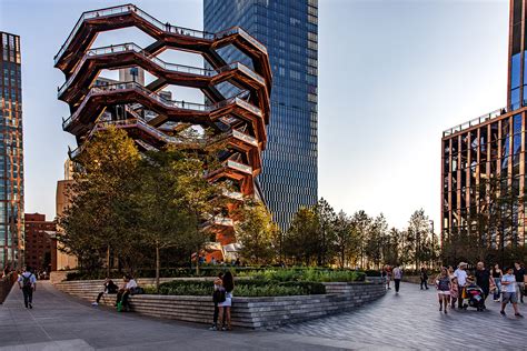 Public Square and Gardens in NYC Hudson Yards