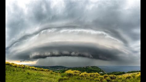Huge Shelf Cloud