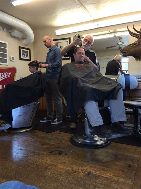 hunters barber shop roseville