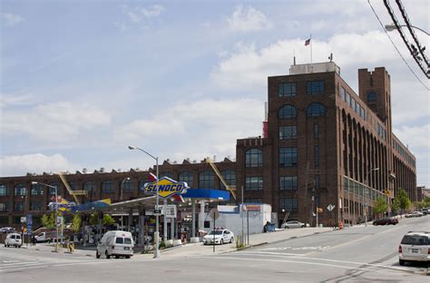 Unveil the Gourmet Gem: Hunts Point Bronx's Hidden Food Haven