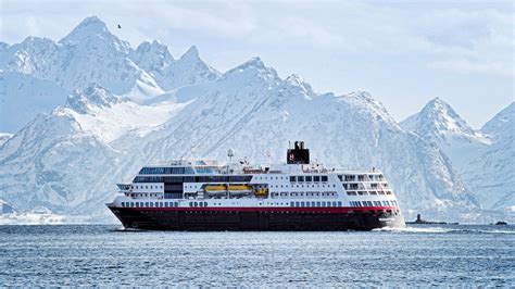 Whole Hurtigruten MS Spitsbergen cruise review The Ultimate Svalbard