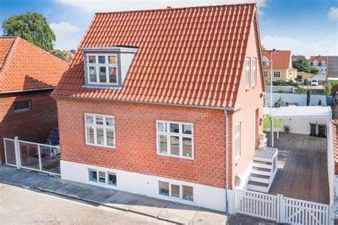 huse til salg i frederikshavn