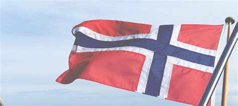 hva betyr fargene i det norske flagget