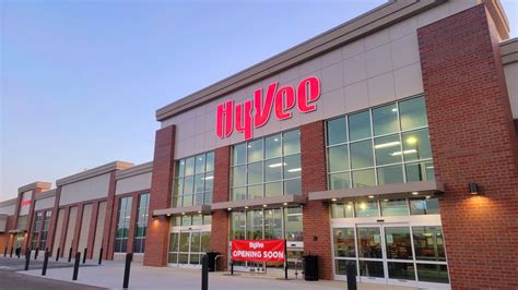 hy-vee spring lake park mn