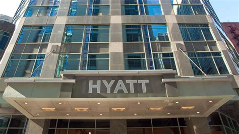 hyatt hotel in chicago magnificent mile