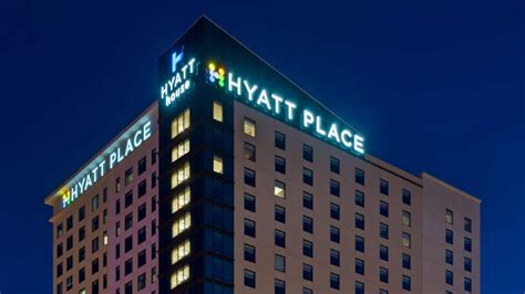 hyatt place denver downtown hotel parking