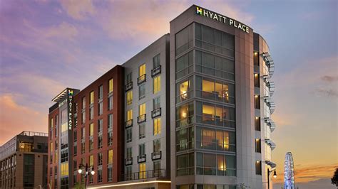 hyatt place national harbor to gaylord