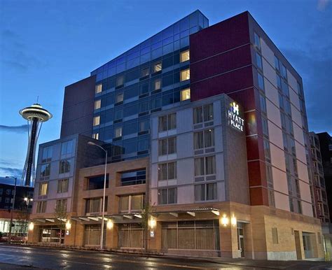 hyatt place seattle downtown email