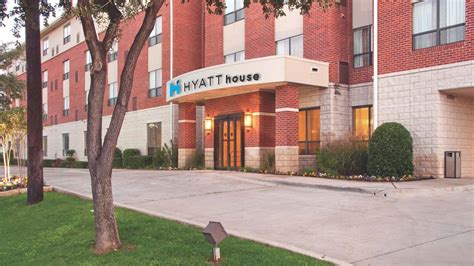 hyatt place uptown dallas