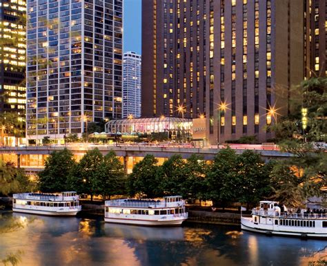 hyatt regency chicago river