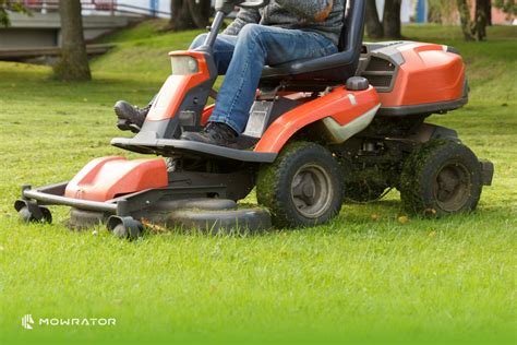 Hydrostatic Mower Vs Automatic