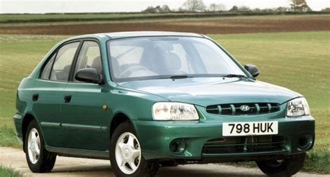 1999 Hyundai Accent Reviews, Specs, Photos