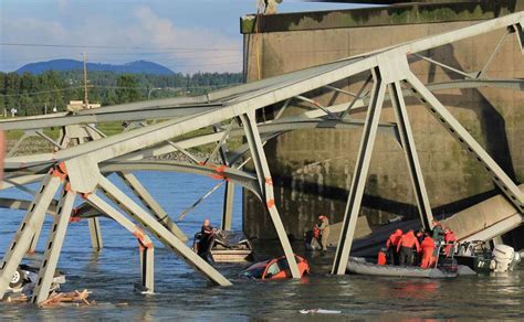 i-5 skagit river bridge collapse