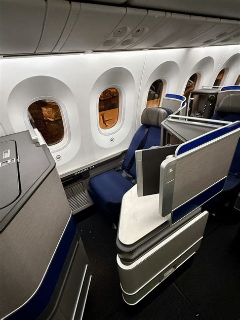 Fly Smooth: Direct IAD to LAX Route Explained for Stress-Free Travel