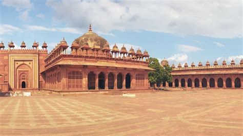 ibadat khana at fatehpur sikri was