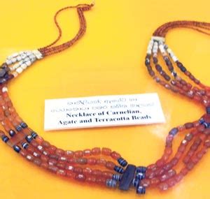ibbankatuwa necklace
