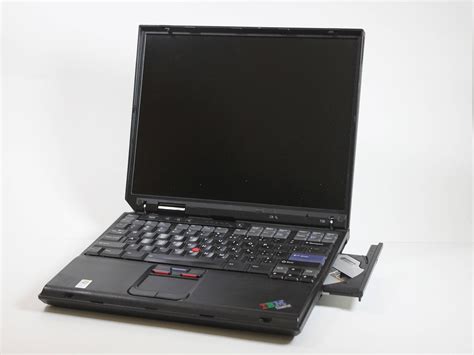 Old IBM ThinkPad P.C. Laptop for Sale in Los Angeles, CA OfferUp