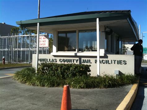 icaregifts pinellas county jail