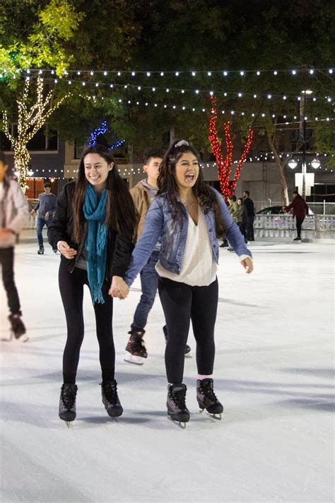 ice skating rink in riverside ca