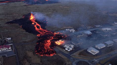 iceland volcano eruption flights