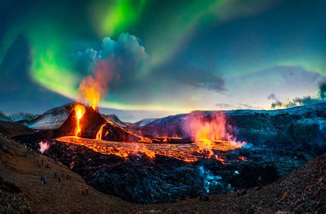 iceland volcano eruption near blue lagoon