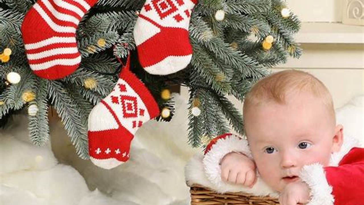 Ideas For Baby's First Christmas Tree