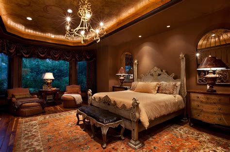 38 Lovely Romantic Master Bedroom Decorating Ideas
