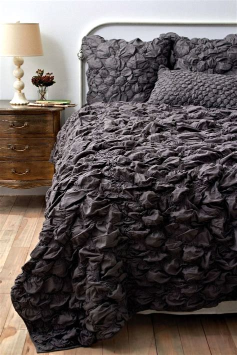 Creating Luxurious Room with Elegant Bedding