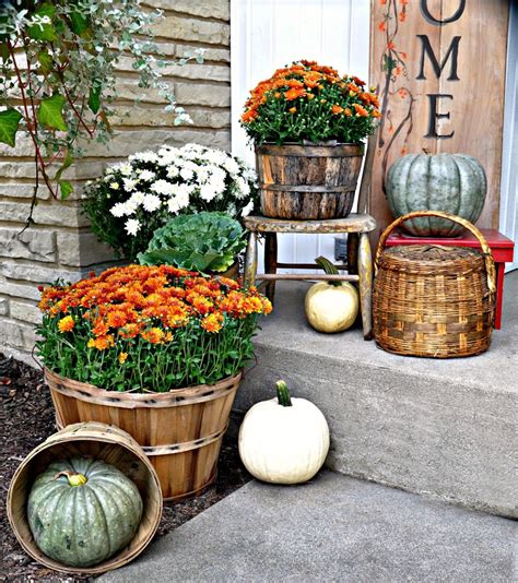 Ideas For Fall Outside Decorating