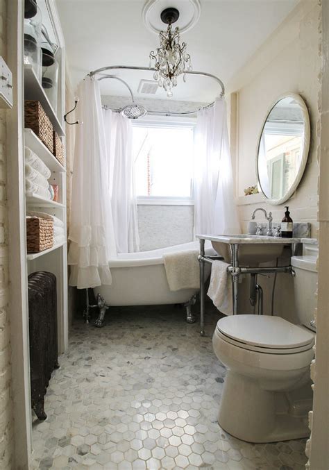 bathroomdesignjerseychannelislands Small vintage bathroom, Eclectic bathroom, Bathroom design
