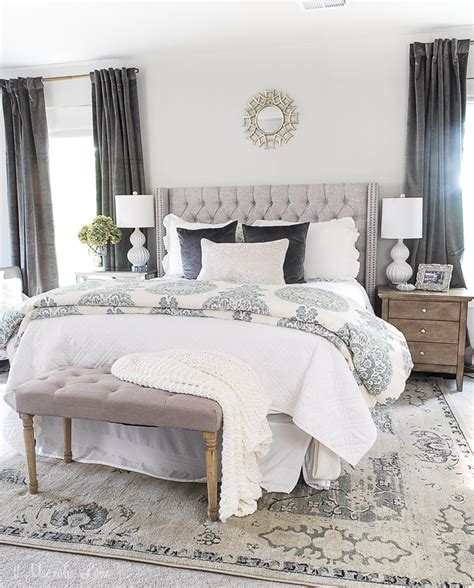 Small Master Bedroom Ideas That Pack A Punch Better