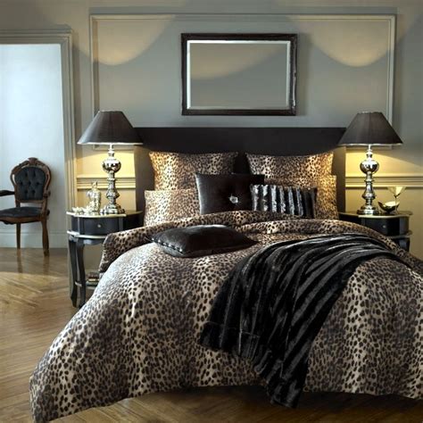 20 Ideas To Use Animal Prints In Your Bedroom Decoholic