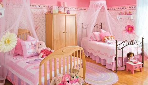 Idee Deco Chambre Fille Princesse Ciel De Lit Demoiselle Rose Les Douces Nuits De Maé