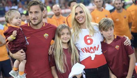 il figlio di totti