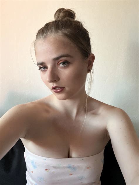 ily schulz nude fans