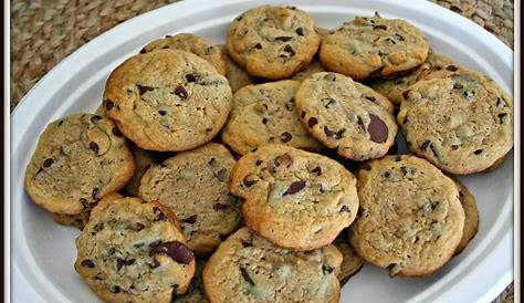Plate Of Fresh Baked Cookies Stock Photography - Image: 2933612