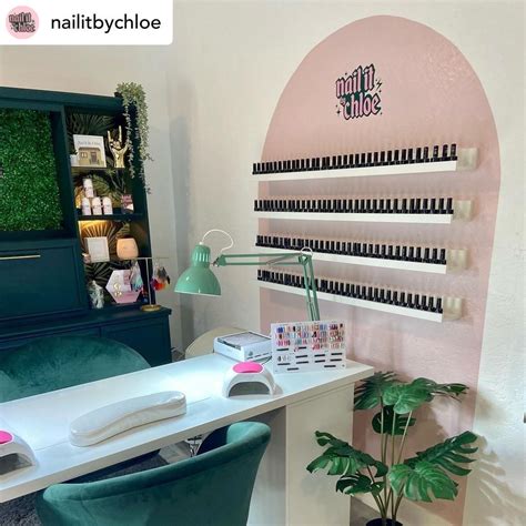 Nail Salon