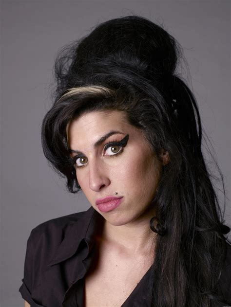 image of amy winehouse