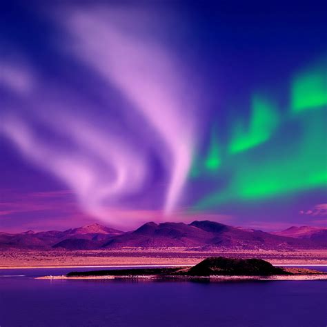 image of aurora borealis