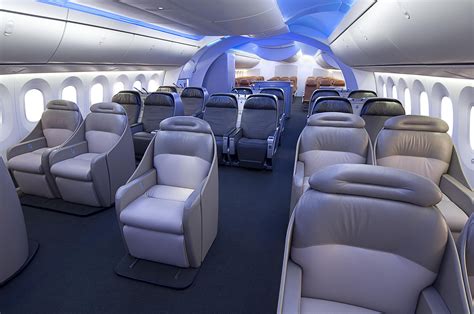 image of boeing 787-9 dreamliner interior