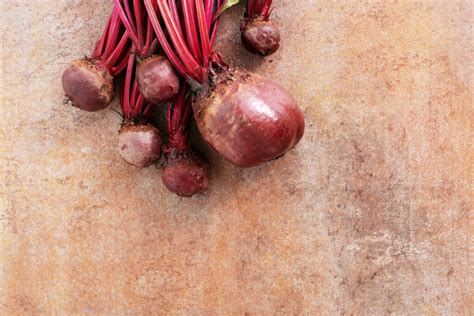 Preparing the beetroots