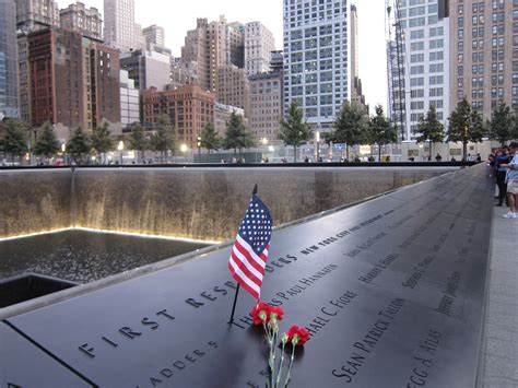 images of 911 memorial