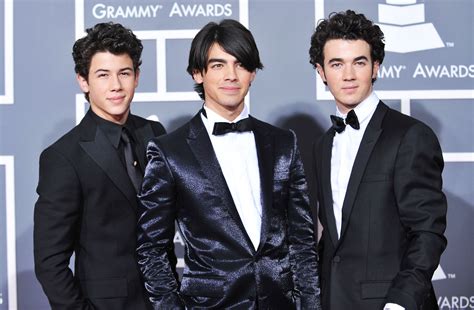 images of jonas brothers
