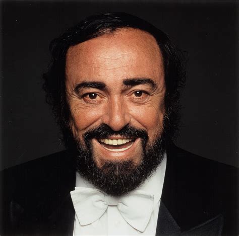 images of luciano pavarotti