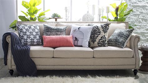 Images Of Throw Pillows On Sofas