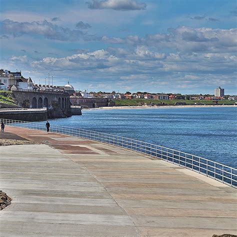 images of whitley bay