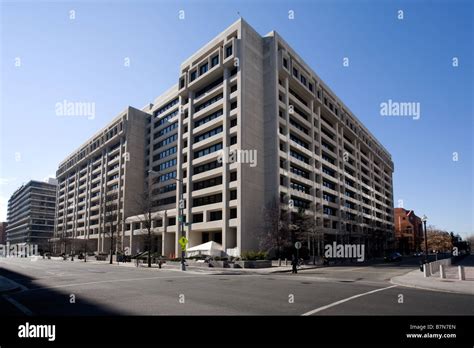 imf location washington dc