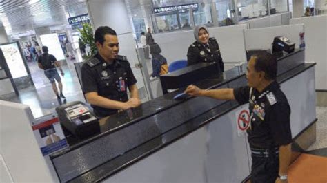 immigration klia 1 contact number