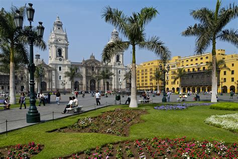 important cities in peru