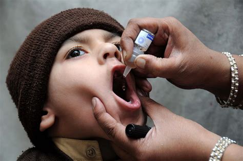 imunisasi polio